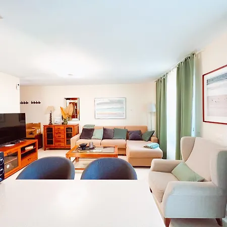 Apartment Spacious And Bright Ocean View Duplex In Mar, Pm5