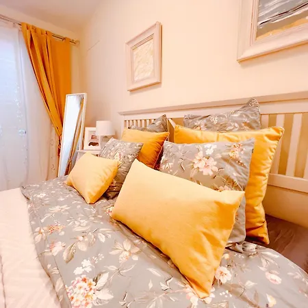 Spacious And Bright Ocean View Duplex In Mar, Pm5